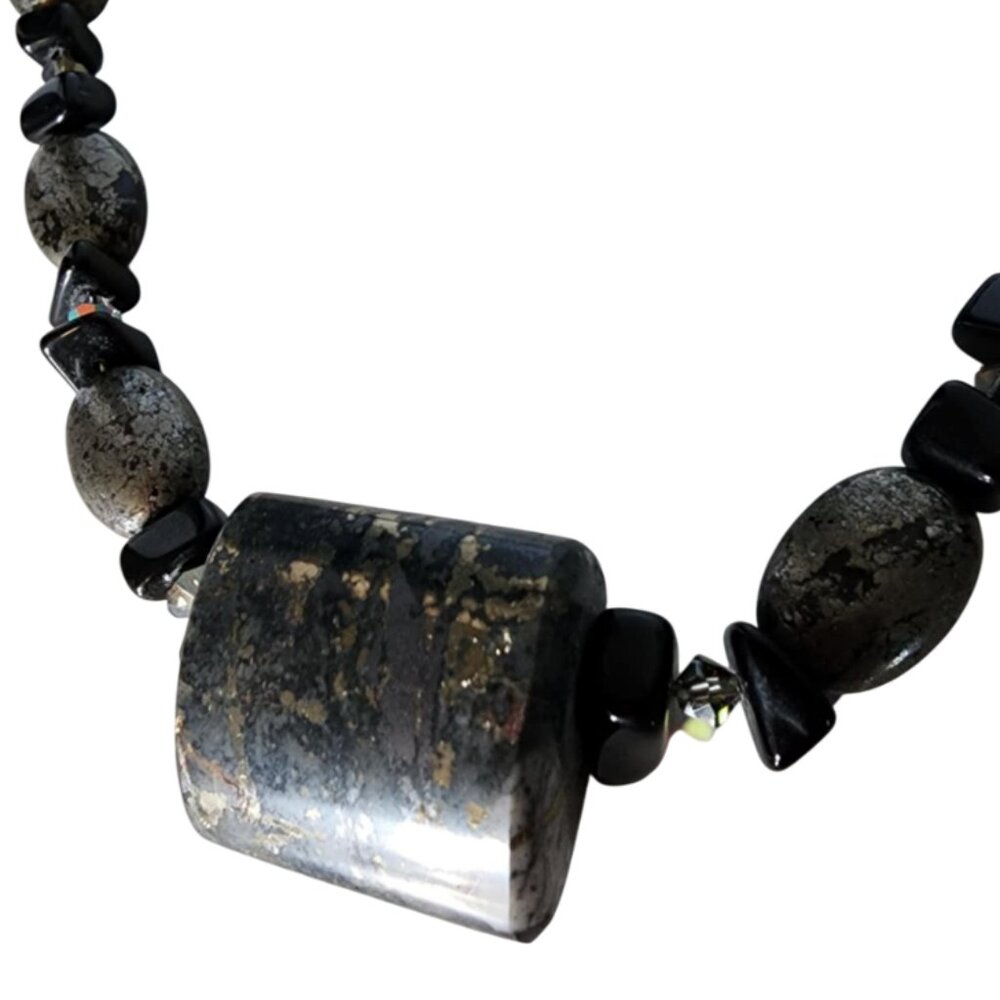 NWT Handmade Pyrite, Onyx and Swarovski Crystal necklace